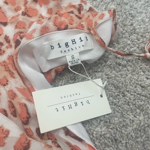 HP 2/19 NWT Leopard Print Plunge V Neck Romper with Drawstring Tassel Tie - Picture 11 of 12